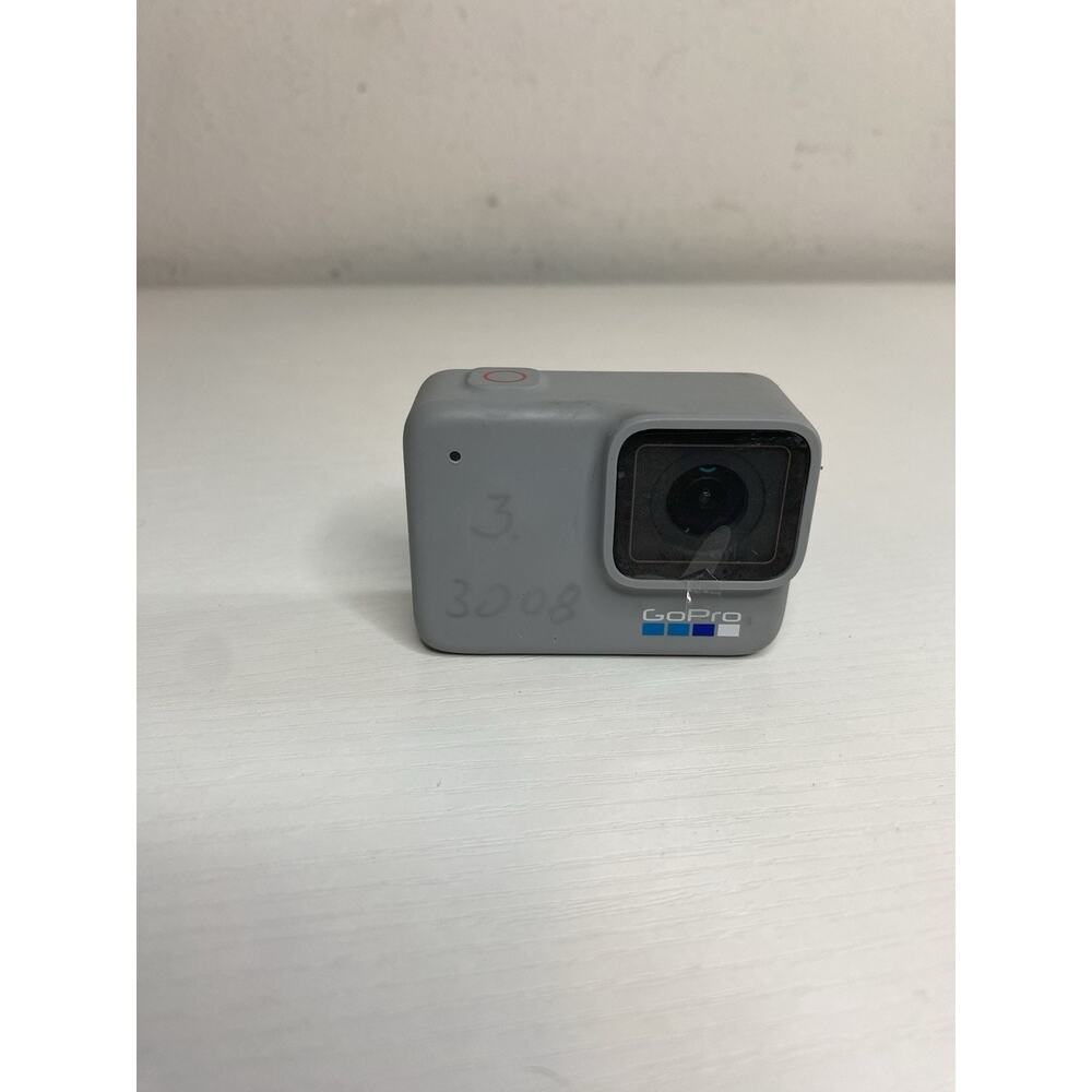 Gopro Hero 7 White Action Camera 2.0" Touchscreen 4K Ultra HD Works READ